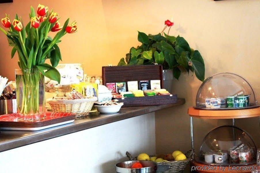 Hotel Le Richiardi Каркеран Екстериор снимка