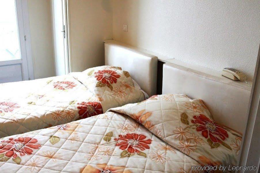Hotel Le Richiardi Каркеран Екстериор снимка